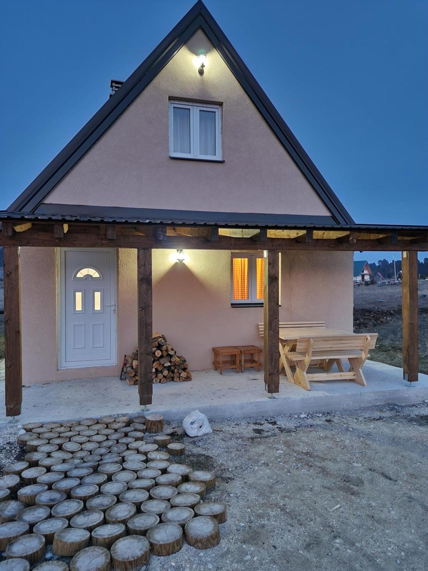 Cozy Home Small Bear ชาเบลียค ภายนอก รูปภาพ